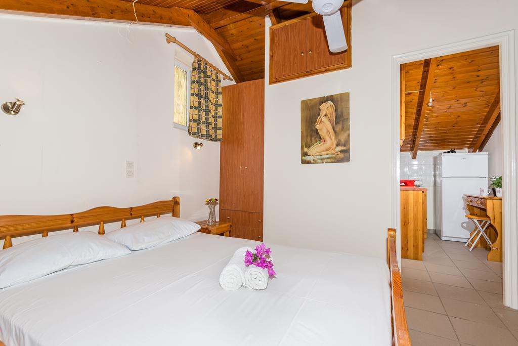 Tassos & Marios Apartments I Laganas Chambre photo